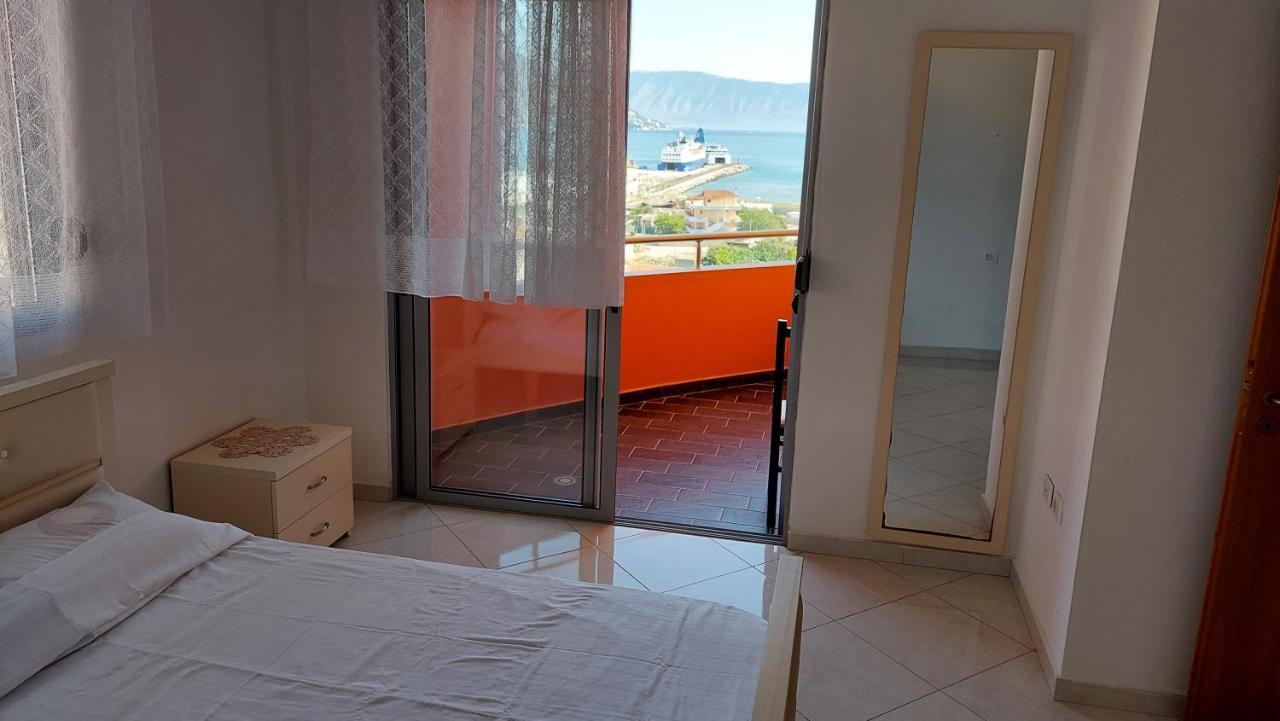 Sweetview 2-Bedroom Apartment With 3 Balcony Seaview Avlonya Dış mekan fotoğraf